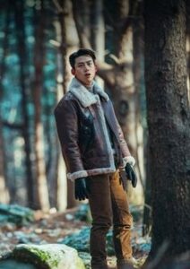 brown leather jacket with fur collar 