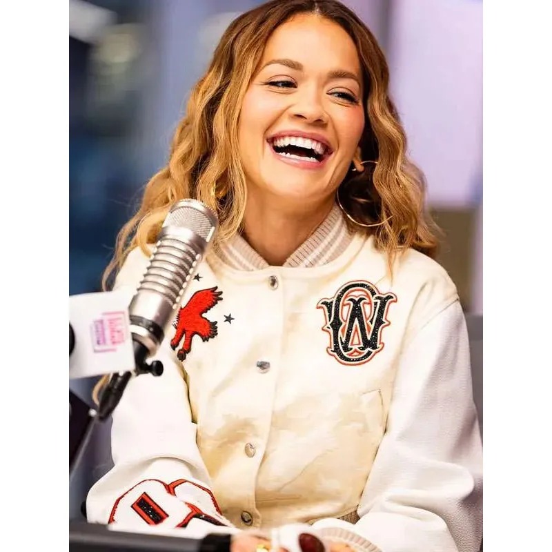 elvis-duran-morning-show-rita-ora-white-jacket