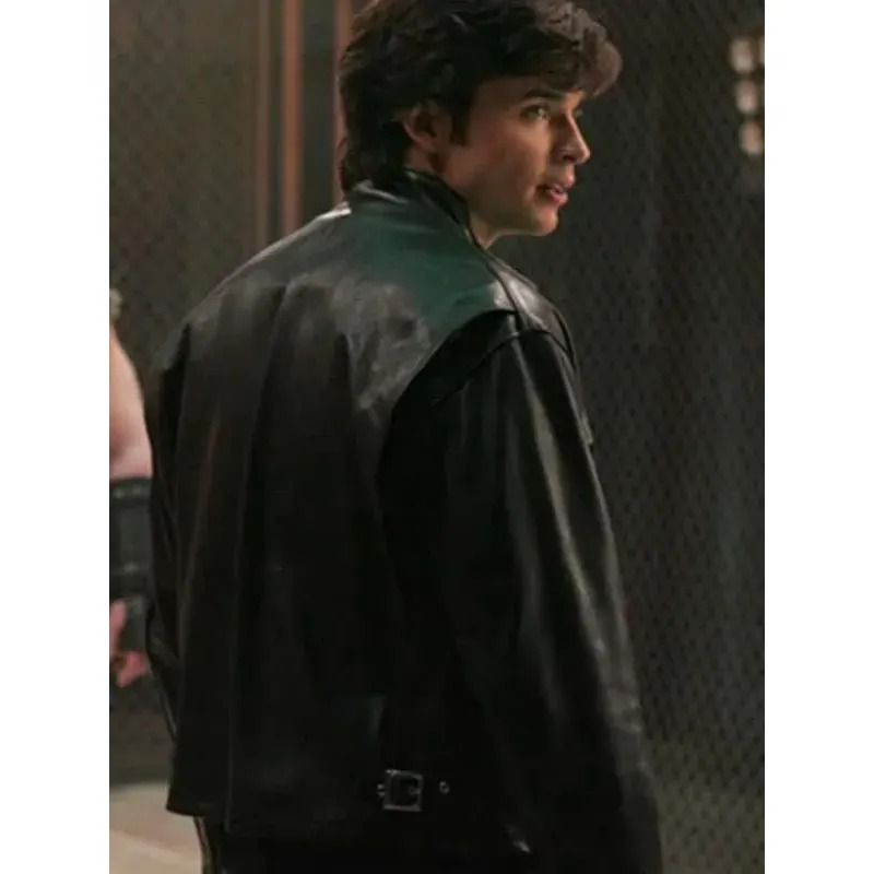 smallville-season-6-tom-welling-leather-jacket
