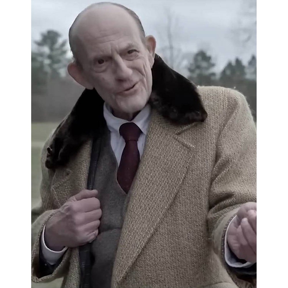 spirit-halloween-christopher-llo (1)