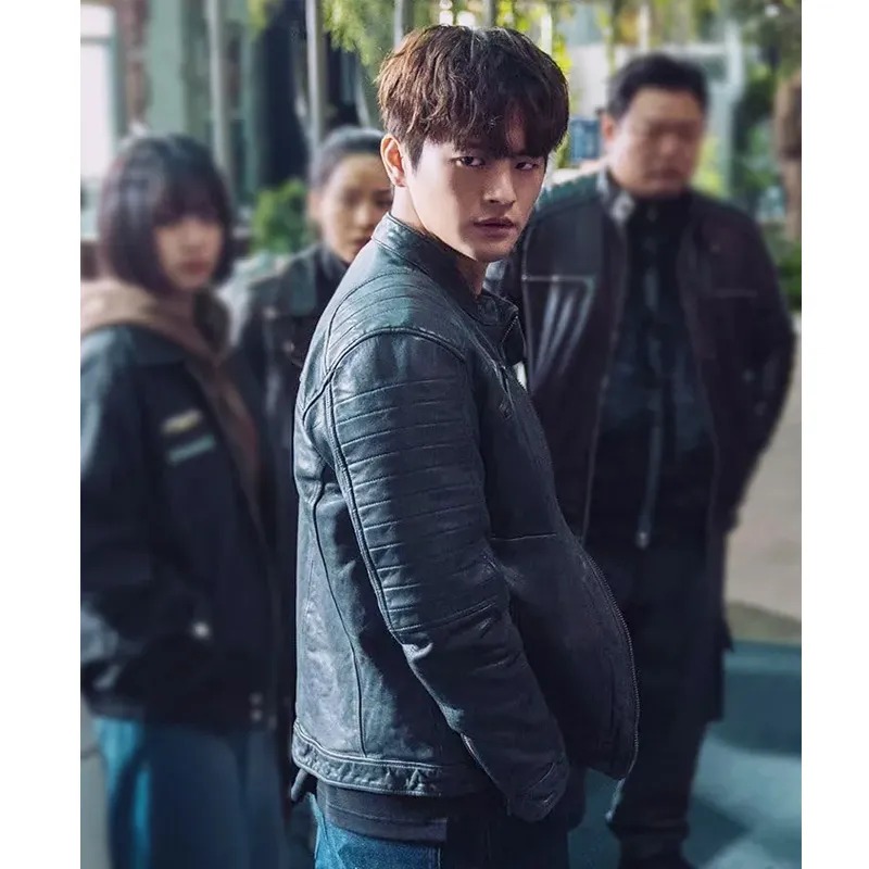 twelve-seo-in-guk-jacket