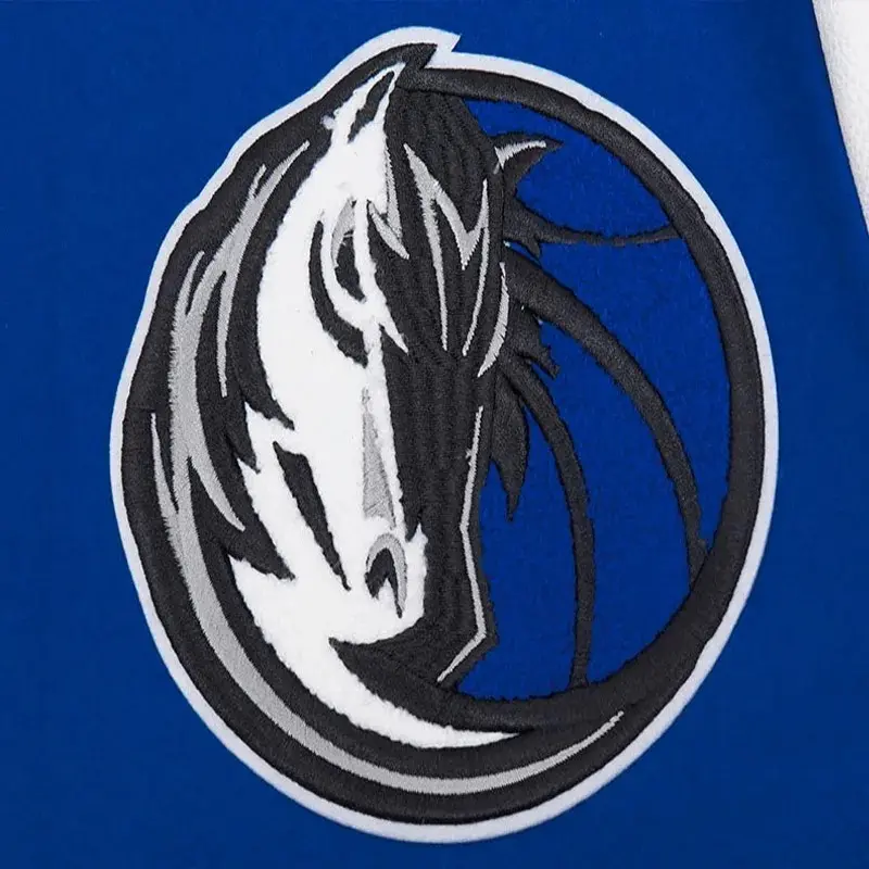 mashup-dallas-mavericks-varsity