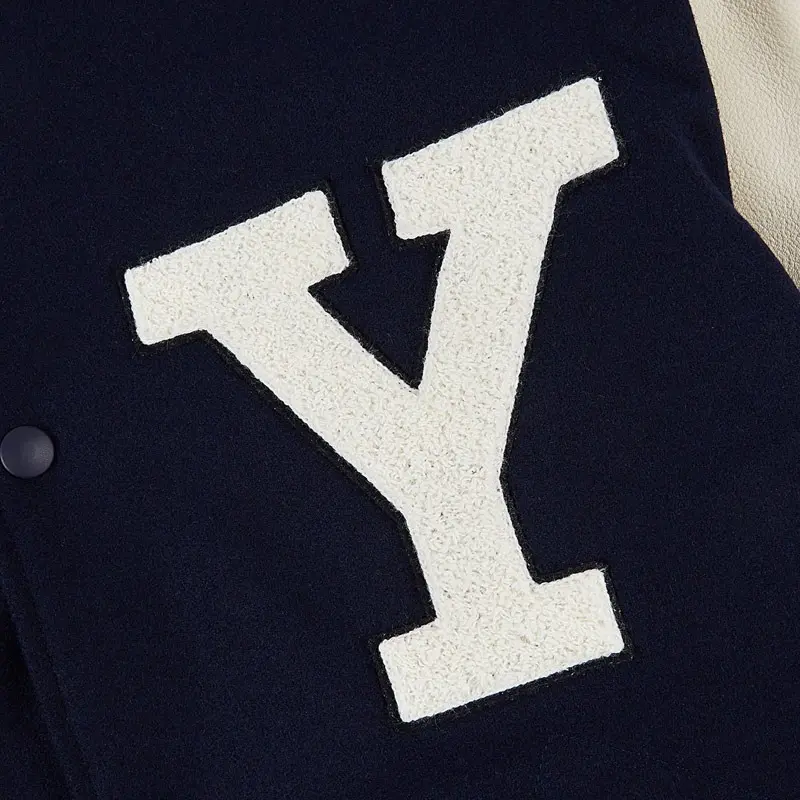 yale-university-navy-and-white-v (1)